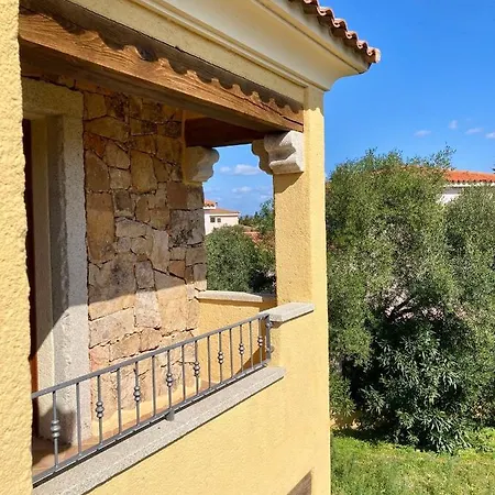 Iss Travel, Domus Pedra - 2-bedrooms With Air-condition *