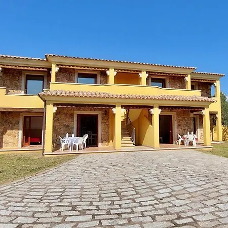 Iss Travel, Domus Pedra - 2-bedrooms With Air-condition * San Teodoro (Sardinia)