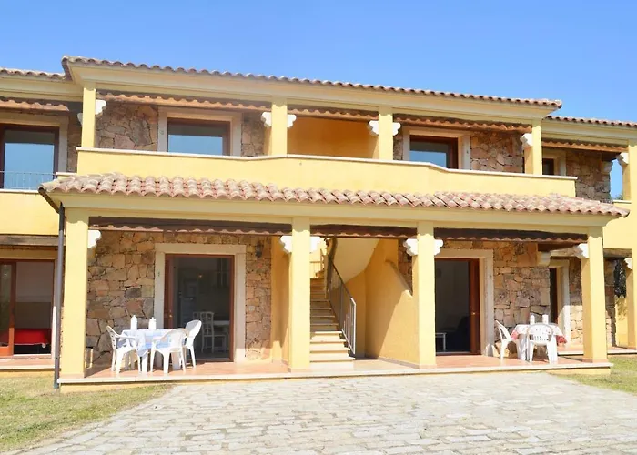 Iss Travel, Domus Pedra - 2-bedrooms With Air-condition Apartman *