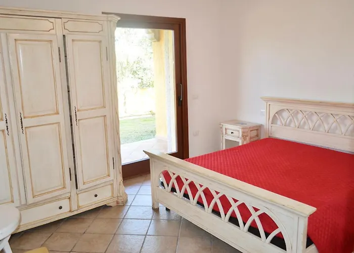 Iss Travel, Domus Pedra - 2-bedrooms With Air-condition *