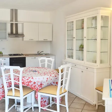 Iss Travel, Domus Pedra - 2-bedrooms With Air-condition Apartment San Teodoro (Sardinia)